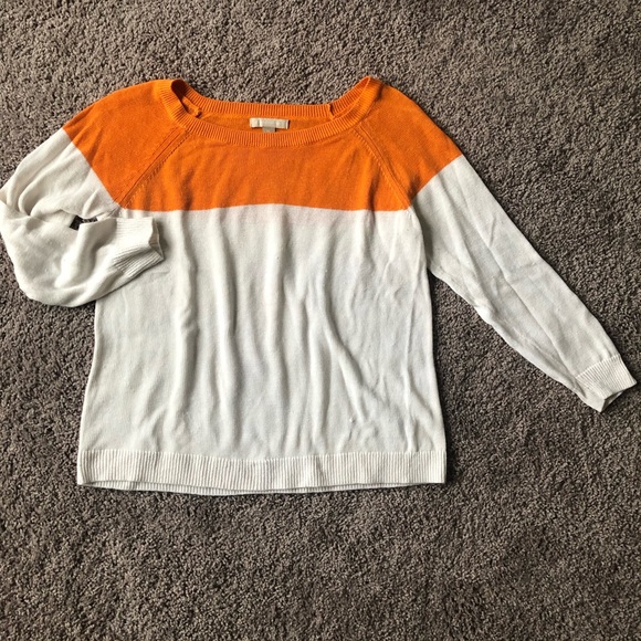 Banana Republic sweater - Picture 1 of 4